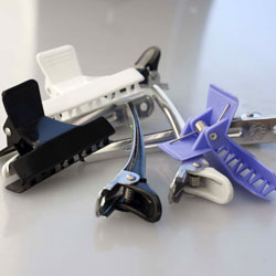 Find butterfly clips, crocodile clamps, curl clips, duckbill clips, finger wave clips, <em>hair extension clips</em>, <em>hot roller clamps</em> and sectioning clips here. Select from professional brands such as <em>Premium Pin Company 999</em>,<strong> Dateline Professional</strong>, <em>Salon Smart</em> and Robert de Soto.&nbsp;<span style="color: #5c5a58; font-size: 12px;">Other similar products in&nbsp;</span><a href="/tools-and-accessories" title="tools and accessories" class="redline" style="font-size: 12px;">tools and accessories</a><span style="color: #5c5a58; font-size: 12px;">&nbsp;and in <a href="/hair-products" title="hair products" style="font-size: 12px;">hair products</a> section.</span>