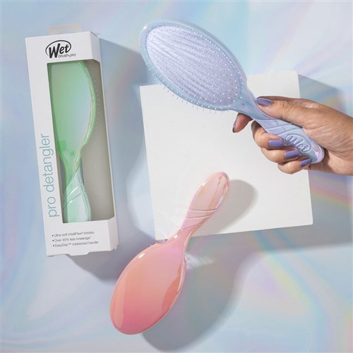 WetBrush Pro Holographic Detangler Pink