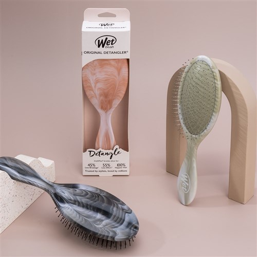 WetBrush Watercolour Waves Detangler Pink