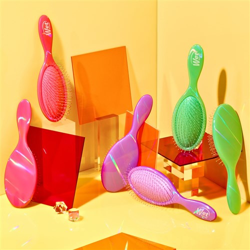 WetBrush Prismatic Glow Detangler Green